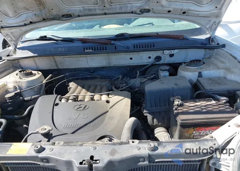 2001 Hyundai Santa Fe 2.7L V6 Gls/2.7L V6 Lx из США, поврежденный, VIN KM8SC83D11U040476